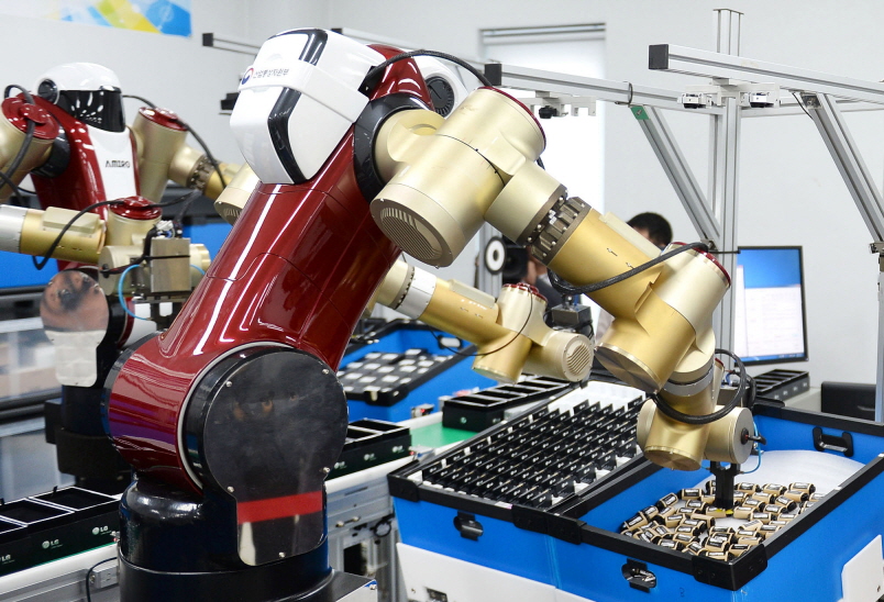 한국기계연구원 양팔 협동로봇