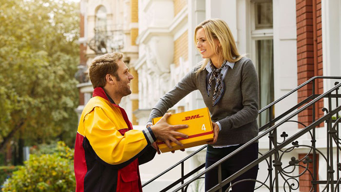 DHL Group plans further quality improvements for mail and parcel services within Germany