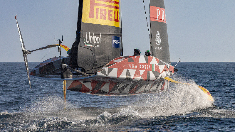 루나 로사 프라다 피렐리, 지멘스 솔루션으로 요트 설계 루나 로사 프라다 피렐리, 지멘스 솔루션으로 요트 설계