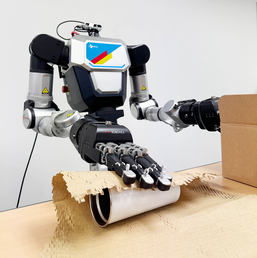 CJ택배, ‘사람 손’ 휴머노이드가 싼다 CJ택배, ‘사람 손’ 휴머노이드가 싼다