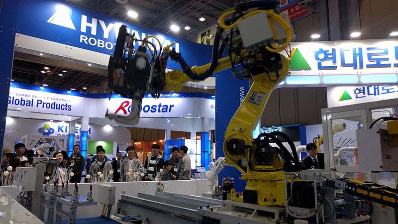2018 로보월드 개막, 4차산업혁명에서 로봇의 역할은? 2018 로보월드 개막, 4차산업혁명에서 로봇의 역할은?