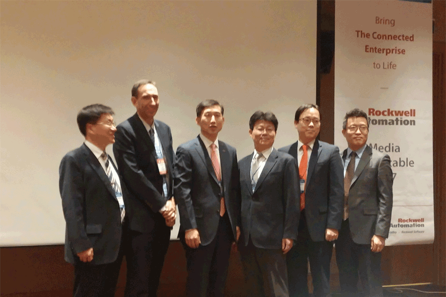 로크웰오토메이션은 30일 기자간담회를 열고, 자사가 출품한 스마트 공장 솔루션과 구현방안에 대해 소개하는 자리를 가졌다.